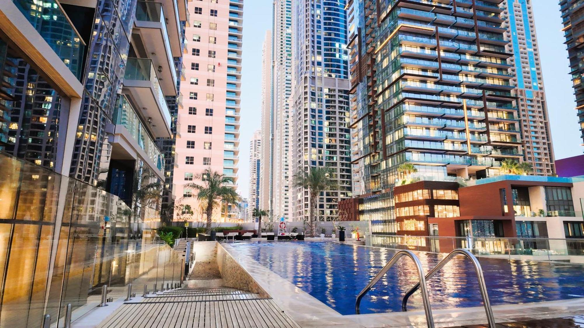 Damac Heights By Fendi Lägenhet Dubai Exteriör bild